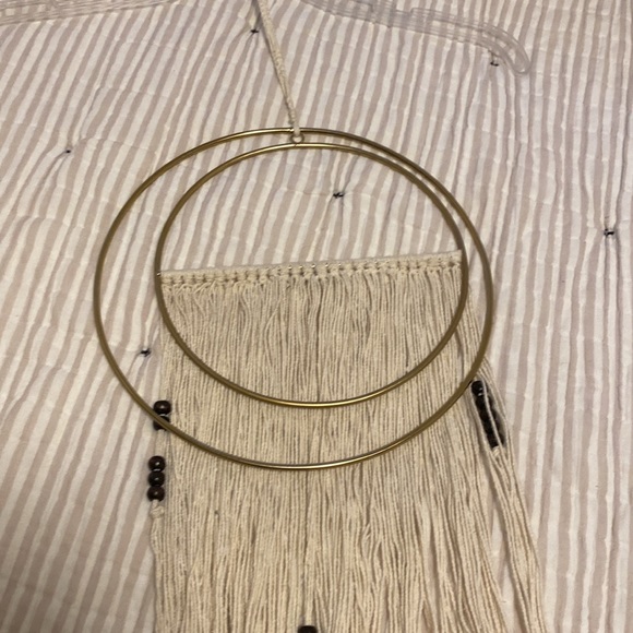 Macrame wall decor - Picture 2 of 2